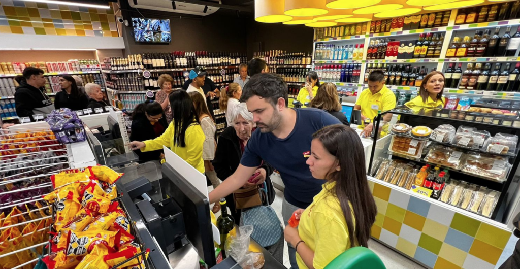 Explora Vea Express, tu opción conveniente para compras diarias en Mendoza. Descubre nuestra amplia gama de productos frescos y servicios prácticos cerca de ti