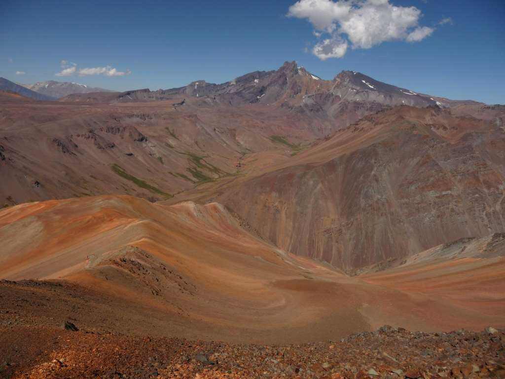 Mendoza en Crecimiento: Empresa Canadiense Adquiere Proyectos de Cobre en Malargüe, Impulsando el Desarrollo Minero en la Provincia