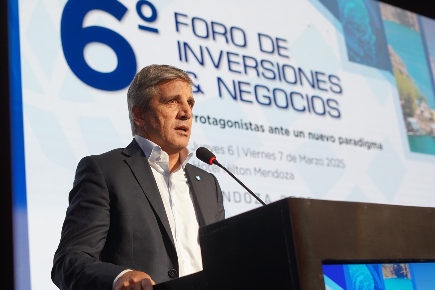 Luis Caputo en Mendoza: “La solución no es devaluar, el motor de la economía es la inversión”