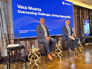 Mendoza Impulsa su Potencial Energético en la Offshore Technology Conference (OTC)