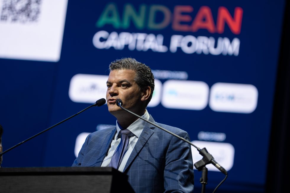 Guillaume Légaré en la apertura del Foro de Capital en el Auditorio Angel Bustelo.