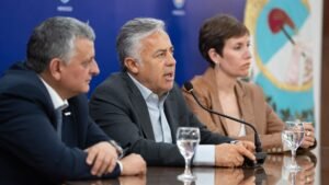 Vaca Muerta en Mendoza: YPF inicia cinco perforaciones y proyecta una inversión bajo el RIGI en 2027